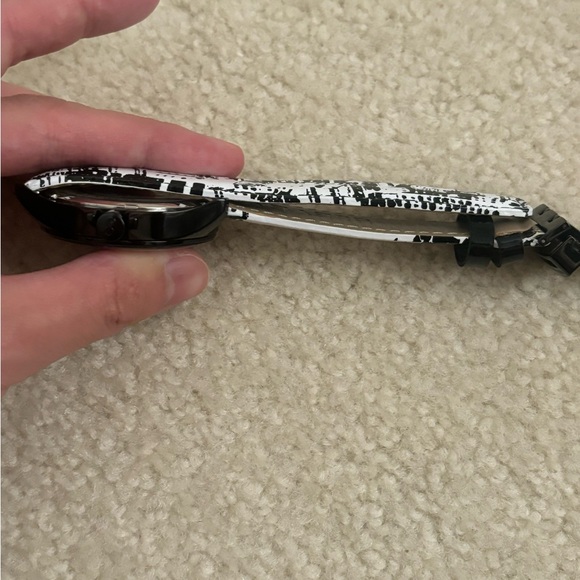 Eleven Eleven Watch interchangeable - Picture 6 of 11